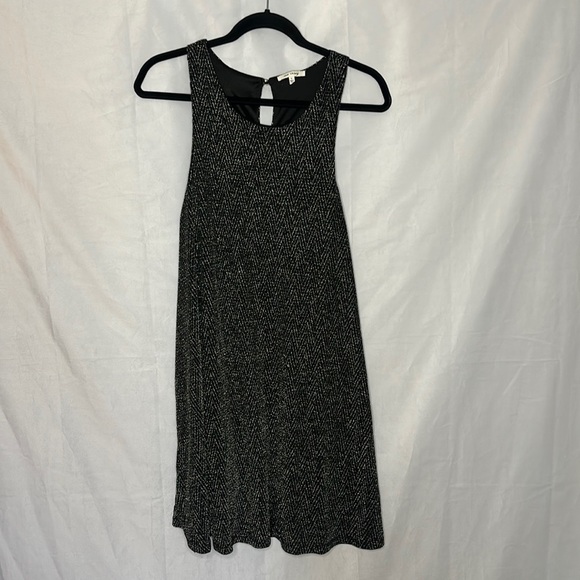one story Dresses & Skirts - ONE STORY METALLIC A LINE DRESS (L)